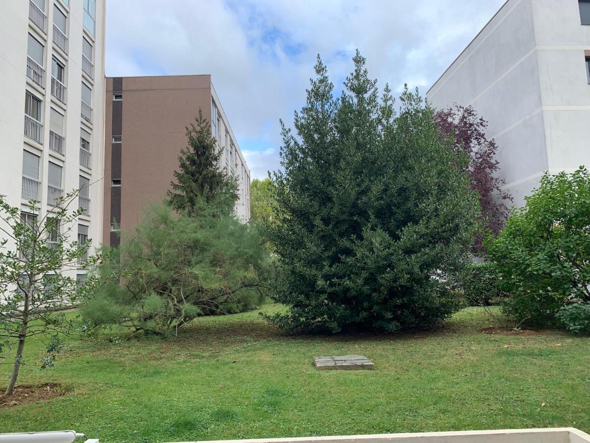 Lovely Studio Saint Jean Cachan, 20 Minutes From Luxembourg Gardens On Rer B And 350 M From Bagneux Rer B Διαμέρισμα Εξωτερικό φωτογραφία